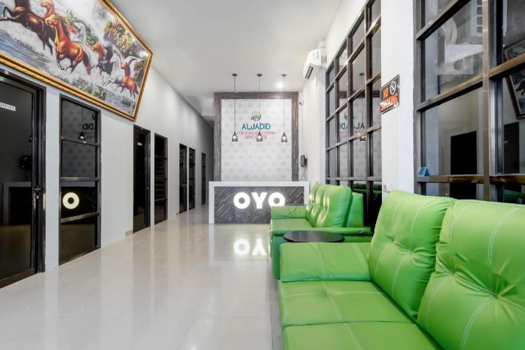 Super Oyo 456 Aljadid Guest House Medan Exterior photo