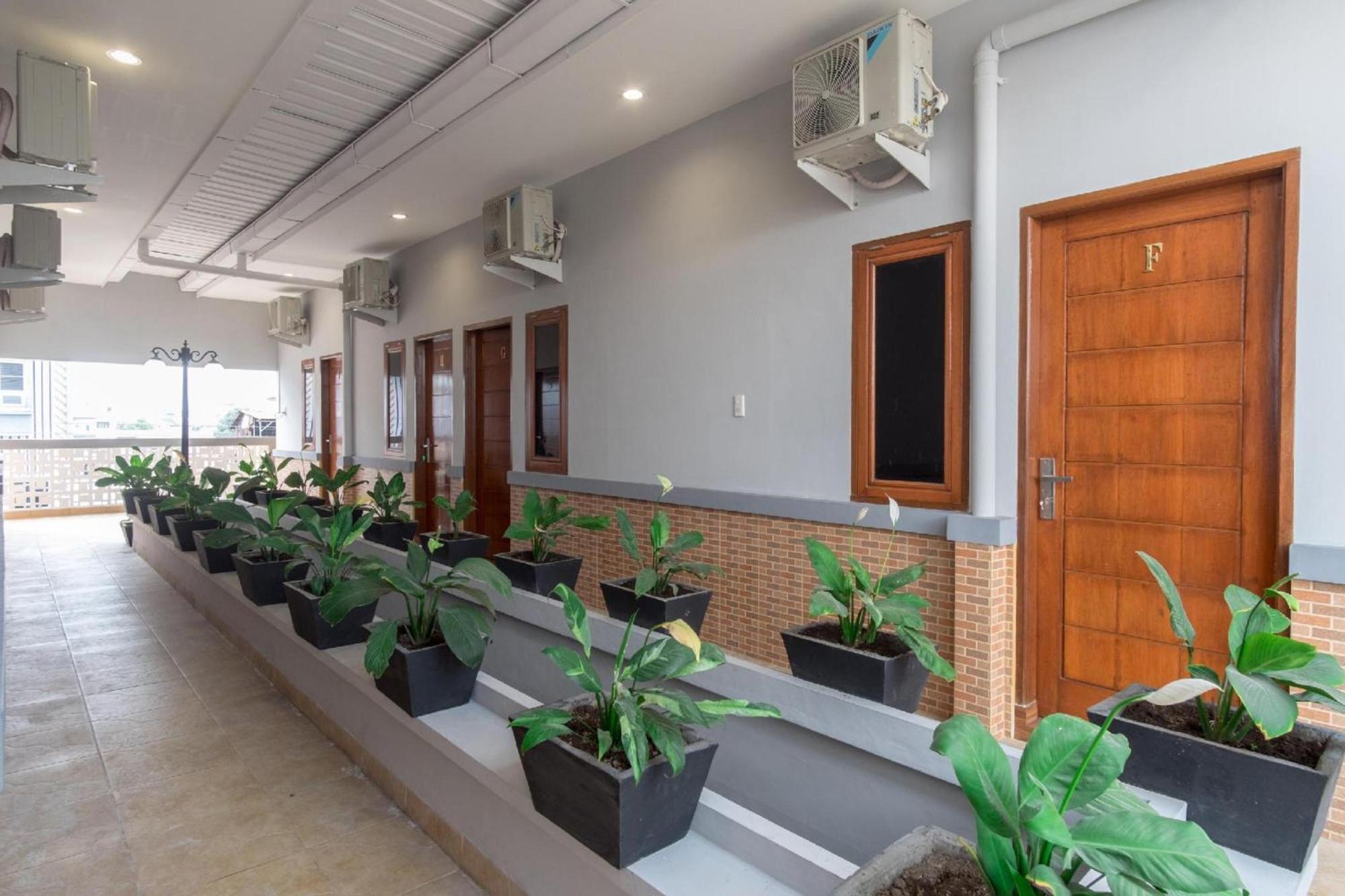 Super Oyo 456 Aljadid Guest House Medan Exterior photo